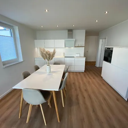Traum In Weiss Mit Seeblick Seeliebe Eg Apartment Schwerin (Mecklenburg-Vorpommern)